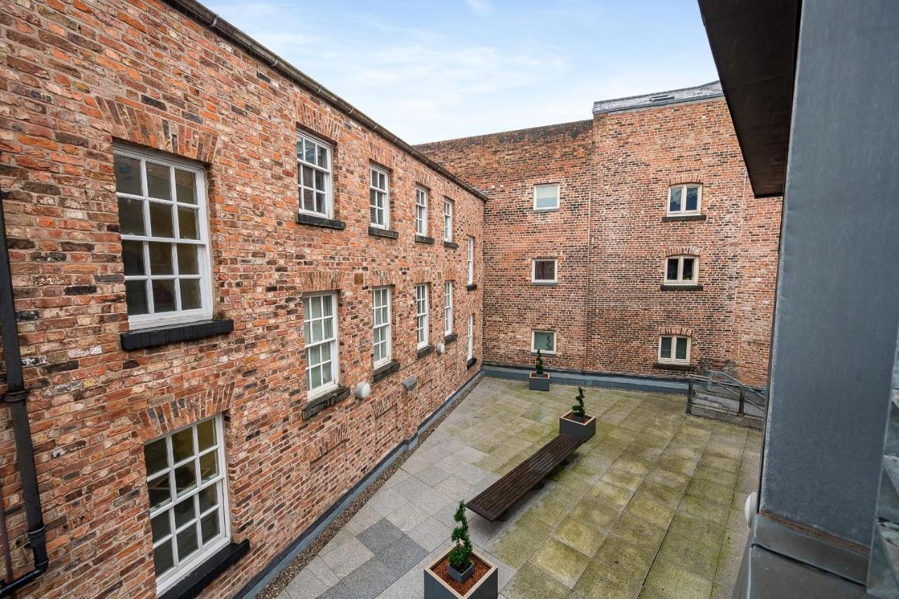 Host & Stay - Campbell Square Roof Terrace Apartment Ливърпул Екстериор снимка